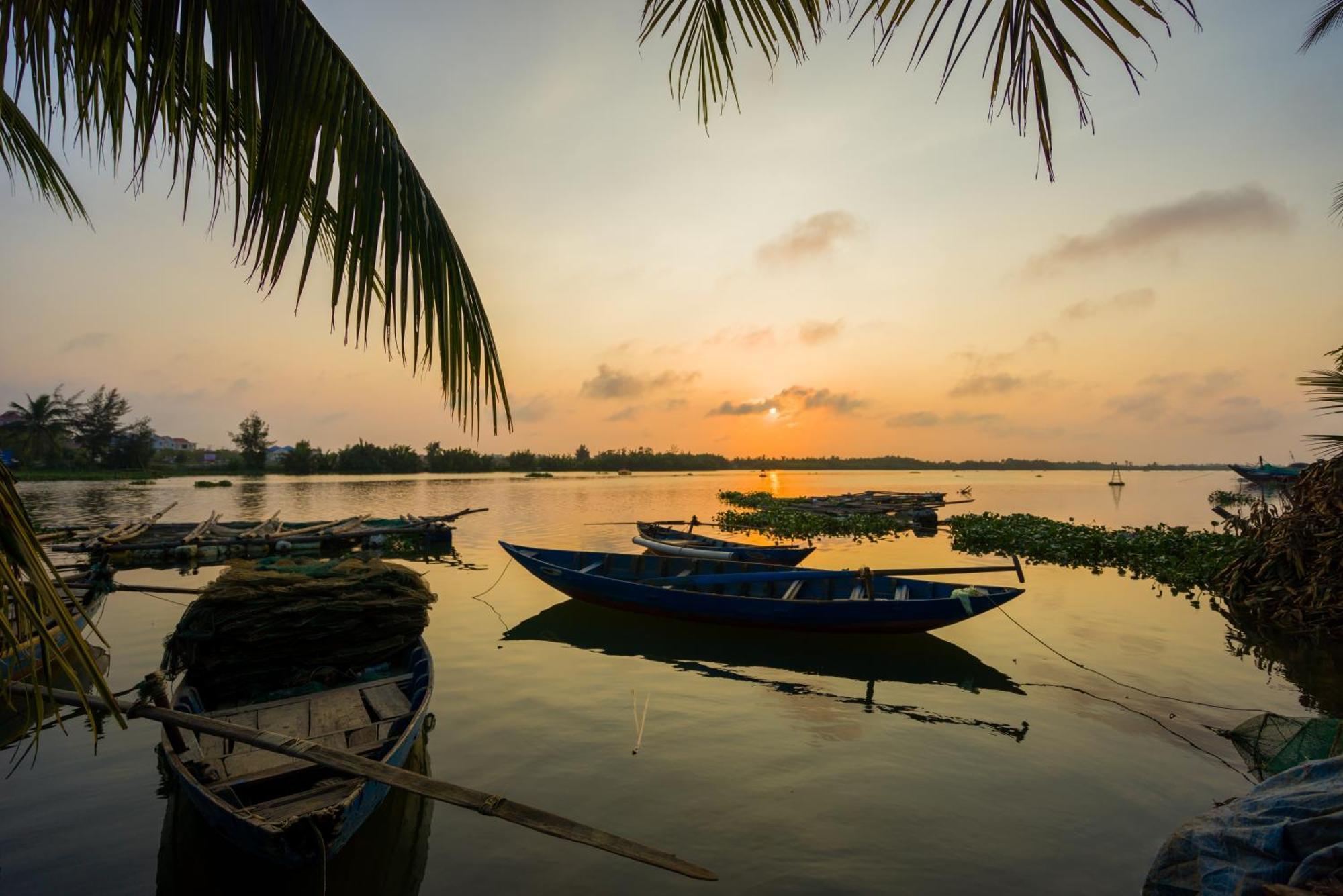 Nalani Homestay & Hostel Хойан Экстерьер фото